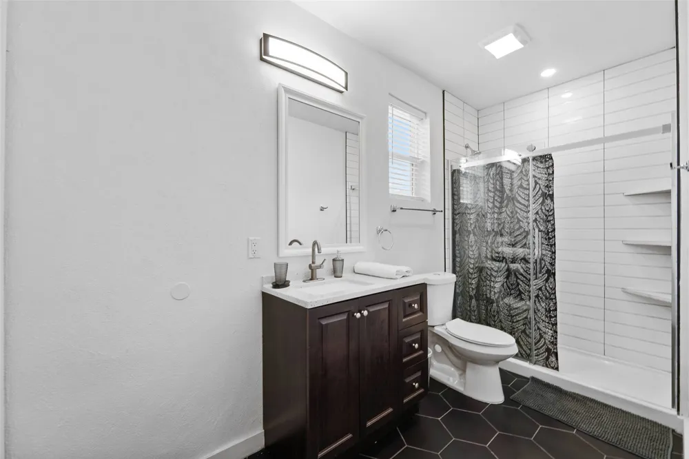 5405 Arcadia Drive Dallas, TX 75211