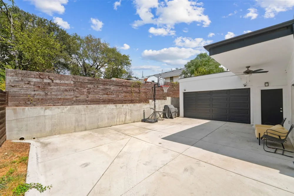 5405 Arcadia Drive Dallas, TX 75211