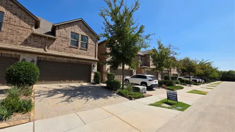 6416 Hermosa Drive