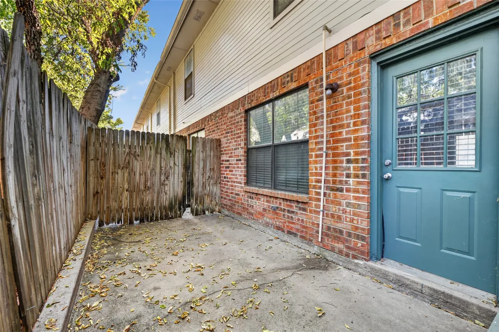 929 Hickory Street #18 Denton, TX 76201