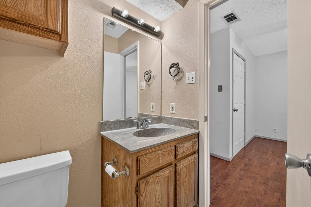 929 Hickory Street #18 Denton, TX 76201