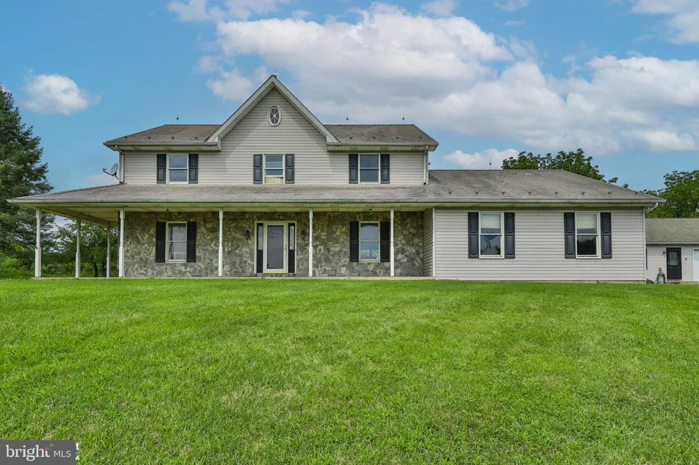 829 GEORGETOWN ROAD Nazareth, PA 18064