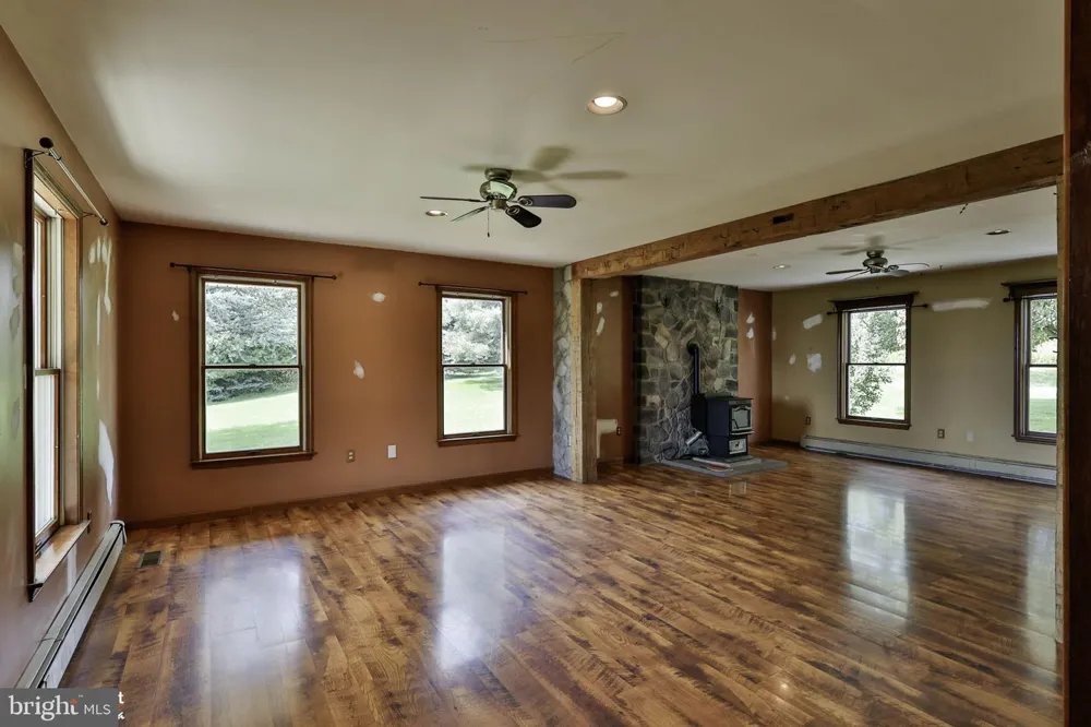 829 GEORGETOWN ROAD Nazareth, PA 18064