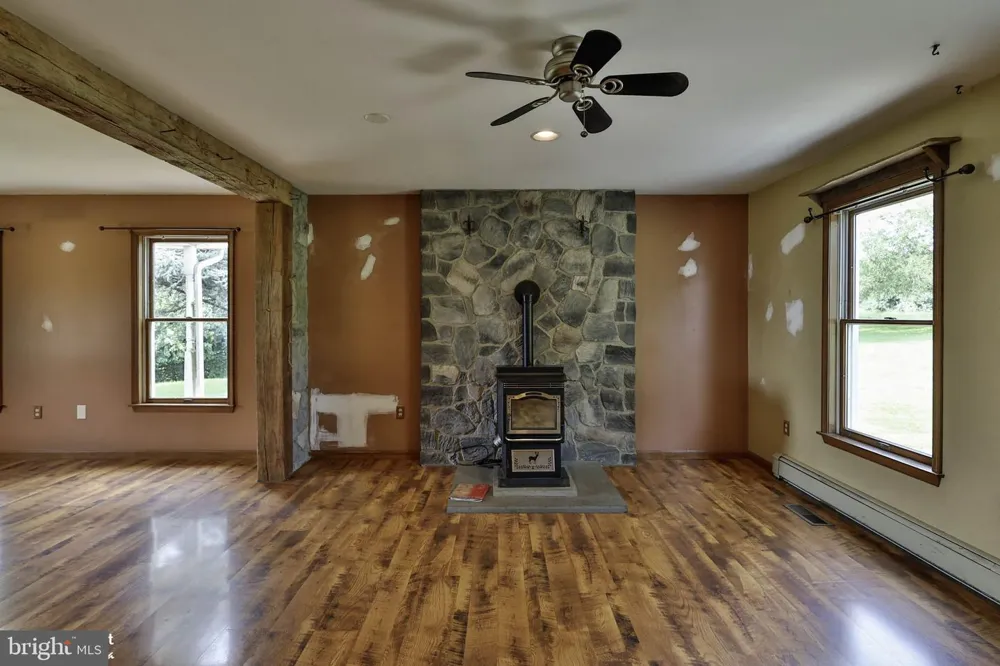 829 GEORGETOWN ROAD Nazareth, PA 18064