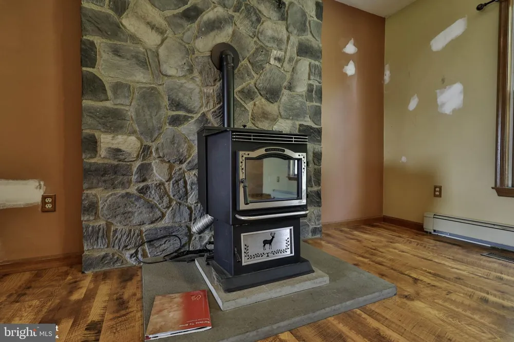 829 GEORGETOWN ROAD Nazareth, PA 18064