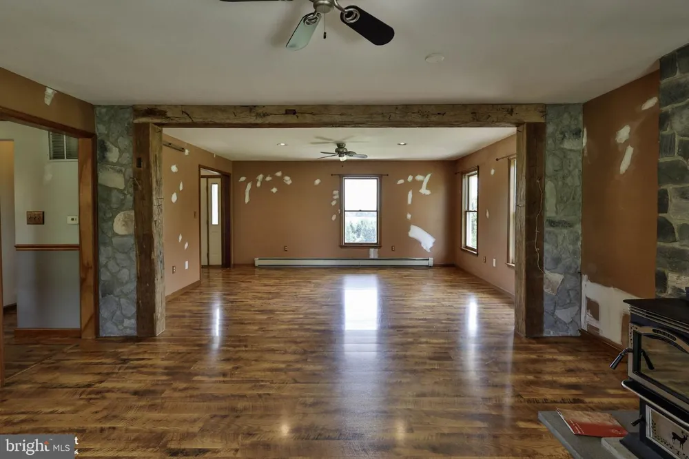 829 GEORGETOWN ROAD Nazareth, PA 18064