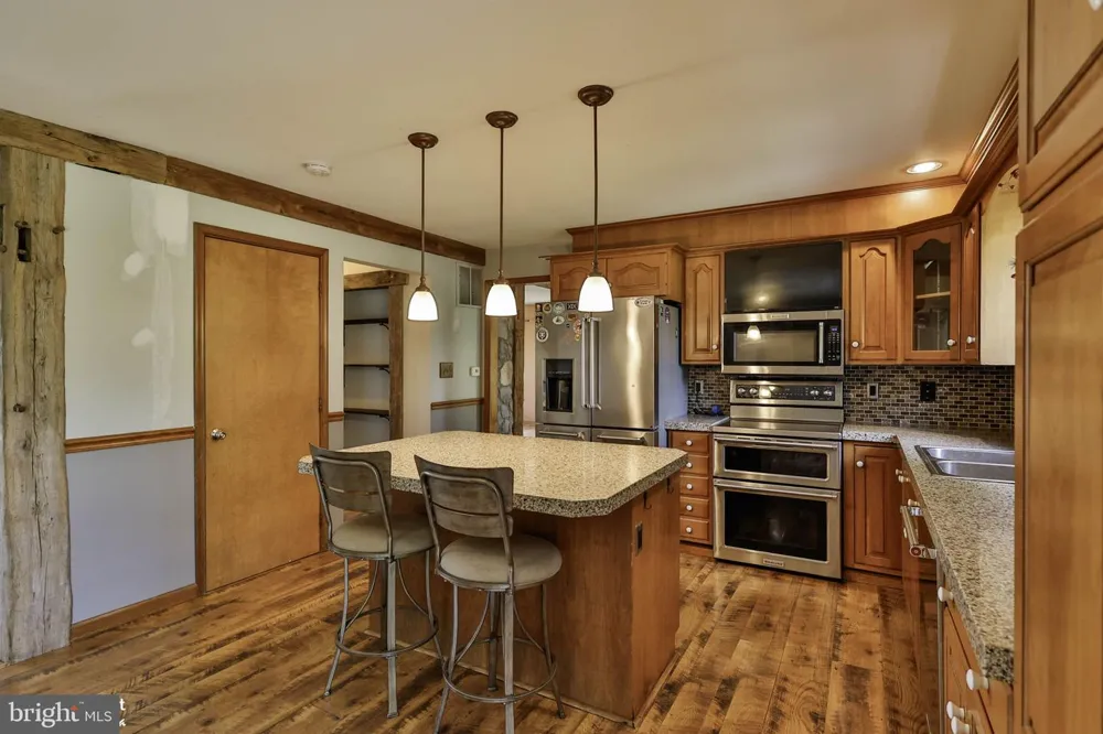 829 GEORGETOWN ROAD Nazareth, PA 18064
