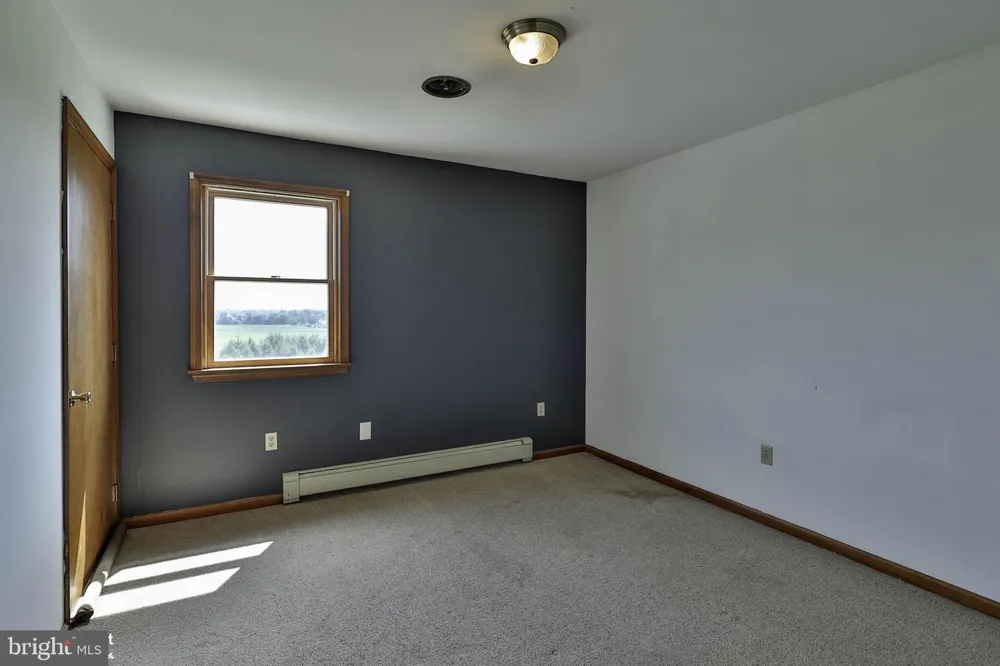 829 GEORGETOWN ROAD Nazareth, PA 18064