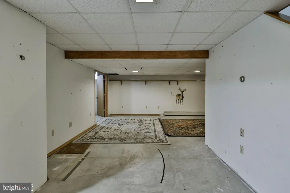 829 GEORGETOWN ROAD Nazareth, PA 18064