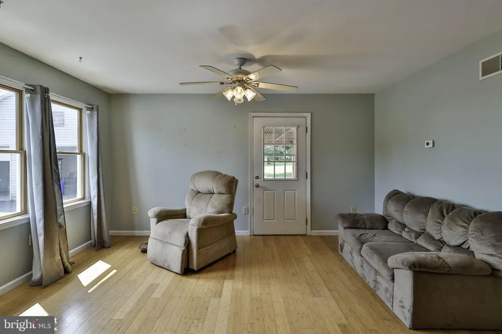 829 GEORGETOWN ROAD Nazareth, PA 18064