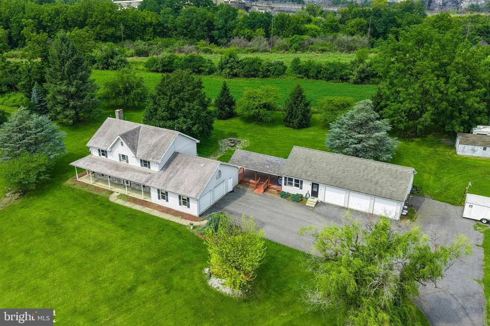 829 GEORGETOWN ROAD Nazareth, PA 18064