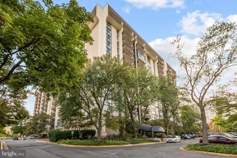5300 HOLMES RUN PARKWAY #812