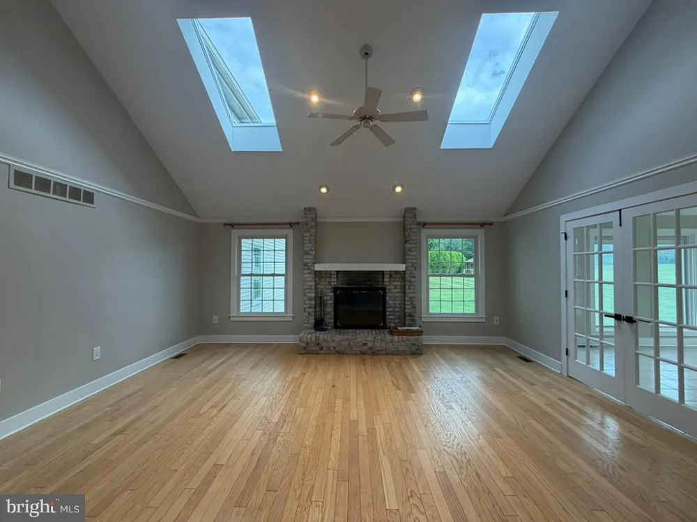 25 SANDTRAP CIRCLE Warminster, PA 18974