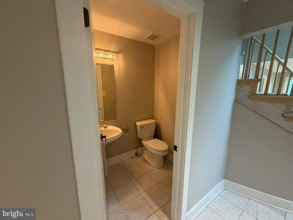 25 SANDTRAP CIRCLE Warminster, PA 18974