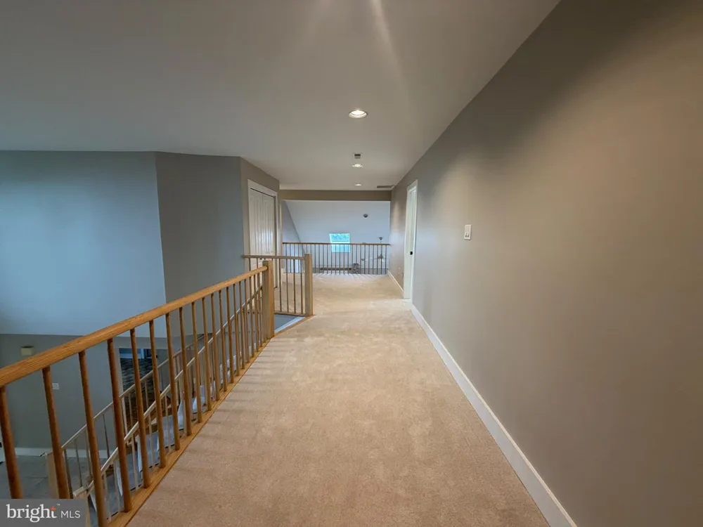 25 SANDTRAP CIRCLE Warminster, PA 18974