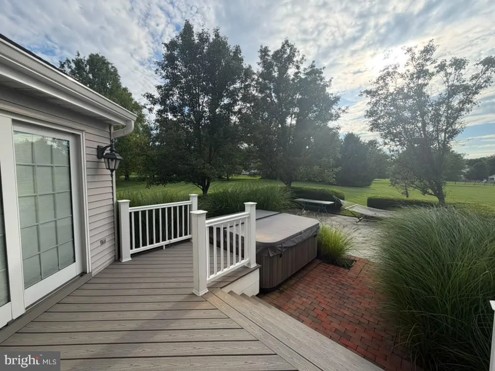 25 SANDTRAP CIRCLE Warminster, PA 18974