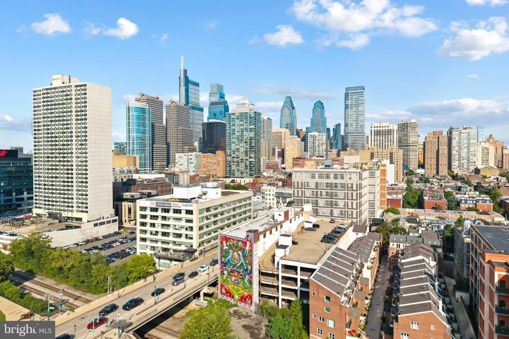 212 S 24TH STREET #2406 Philadelphia, PA 19103