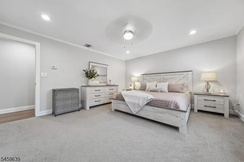 41 Carlos Dr Fairfield, NJ 07004