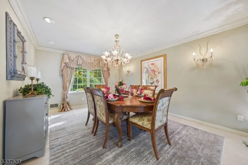 22 Trails End Ct Westfield Town, NJ 07090