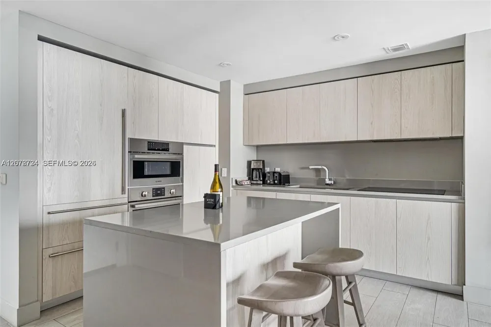 4010 S Ocean Dr #R2507 Hollywood, FL 33019