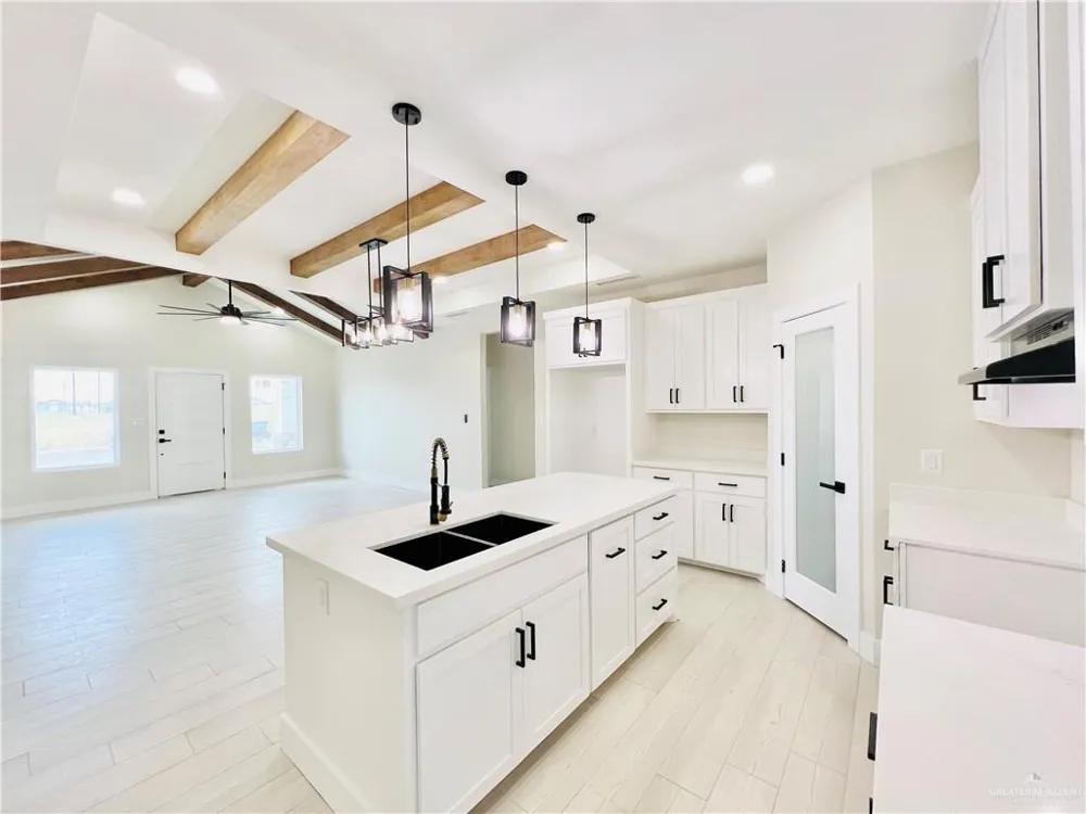 2449 Tuscany Road Weslaco, TX 78596