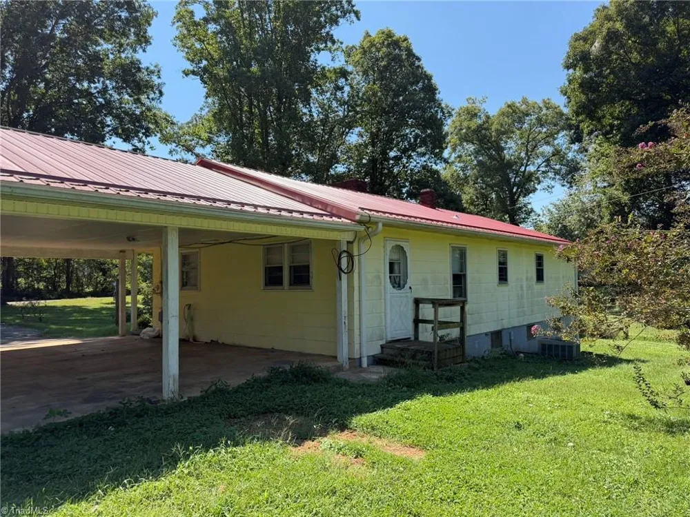2678 Poplar Springs Road State Road, NC 28676