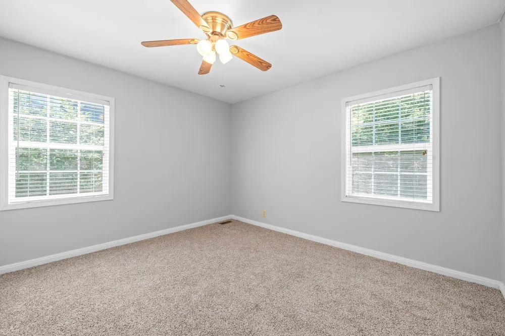 1011 Buck Dr Clarksville, TN 37040