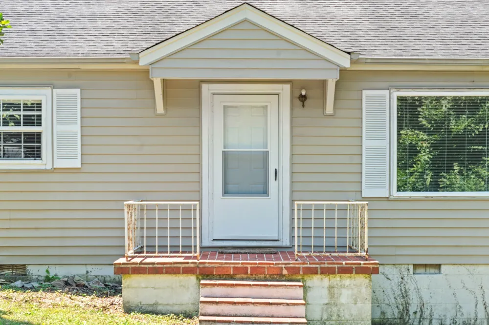 1011 Buck Dr Clarksville, TN 37040
