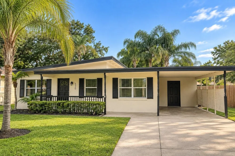 520 OAKHURST STREET Altamonte Springs, FL 32701