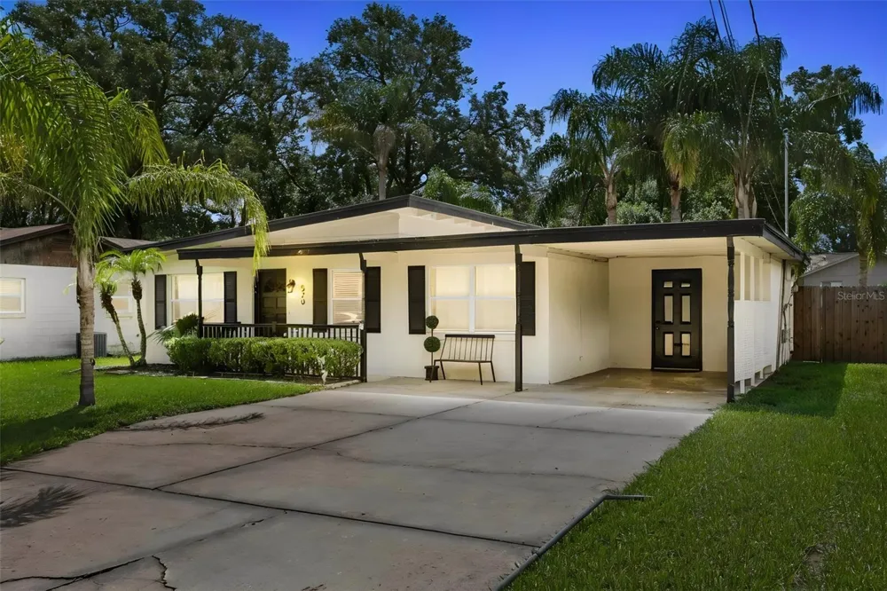 520 OAKHURST STREET Altamonte Springs, FL 32701