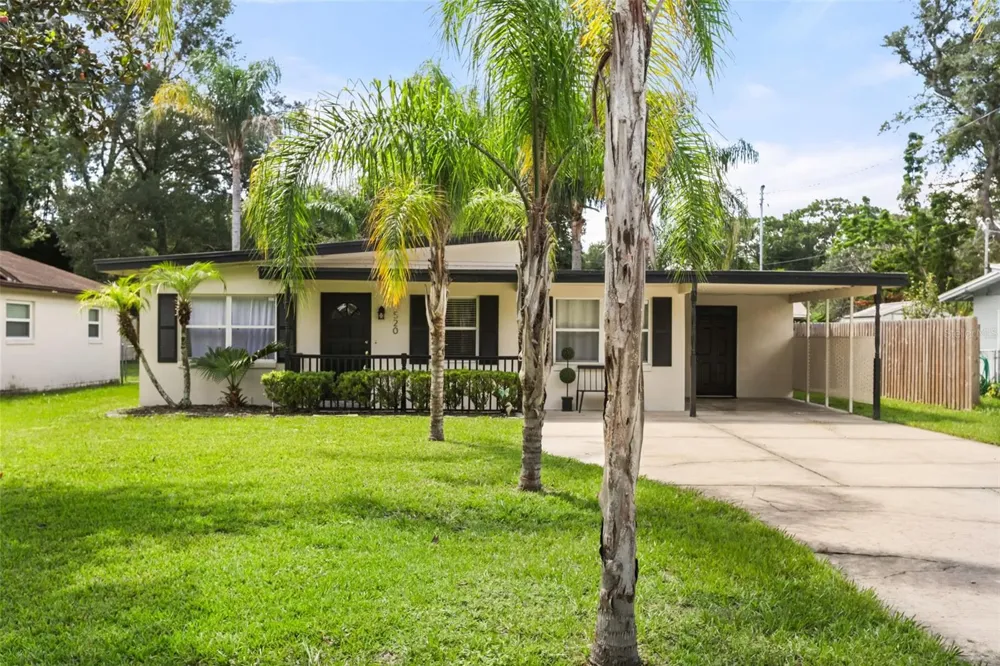 520 OAKHURST STREET Altamonte Springs, FL 32701