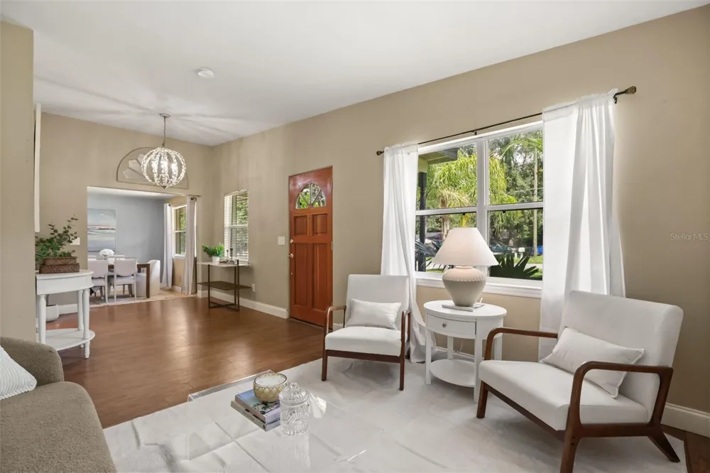 520 OAKHURST STREET Altamonte Springs, FL 32701