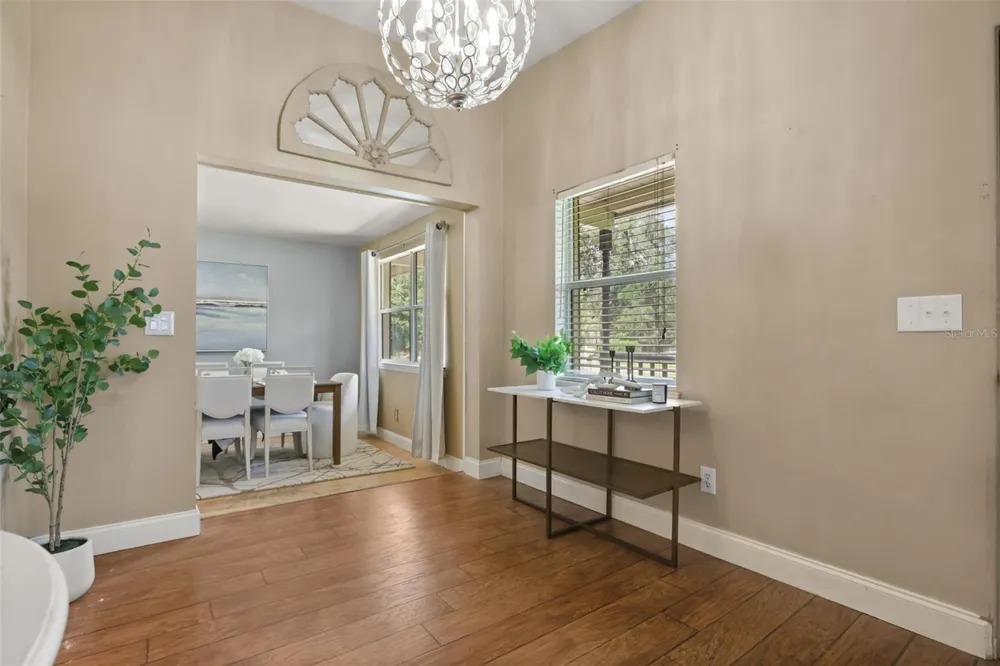 520 OAKHURST STREET Altamonte Springs, FL 32701
