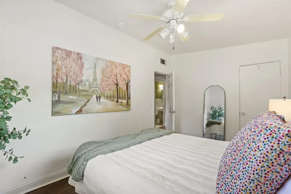 520 OAKHURST STREET Altamonte Springs, FL 32701