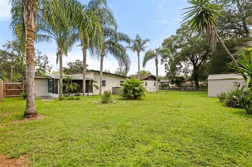 520 OAKHURST STREET Altamonte Springs, FL 32701