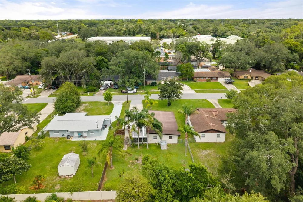 520 OAKHURST STREET Altamonte Springs, FL 32701
