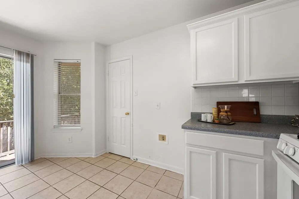 1637 Gaylord Drive Austin, TX 78728