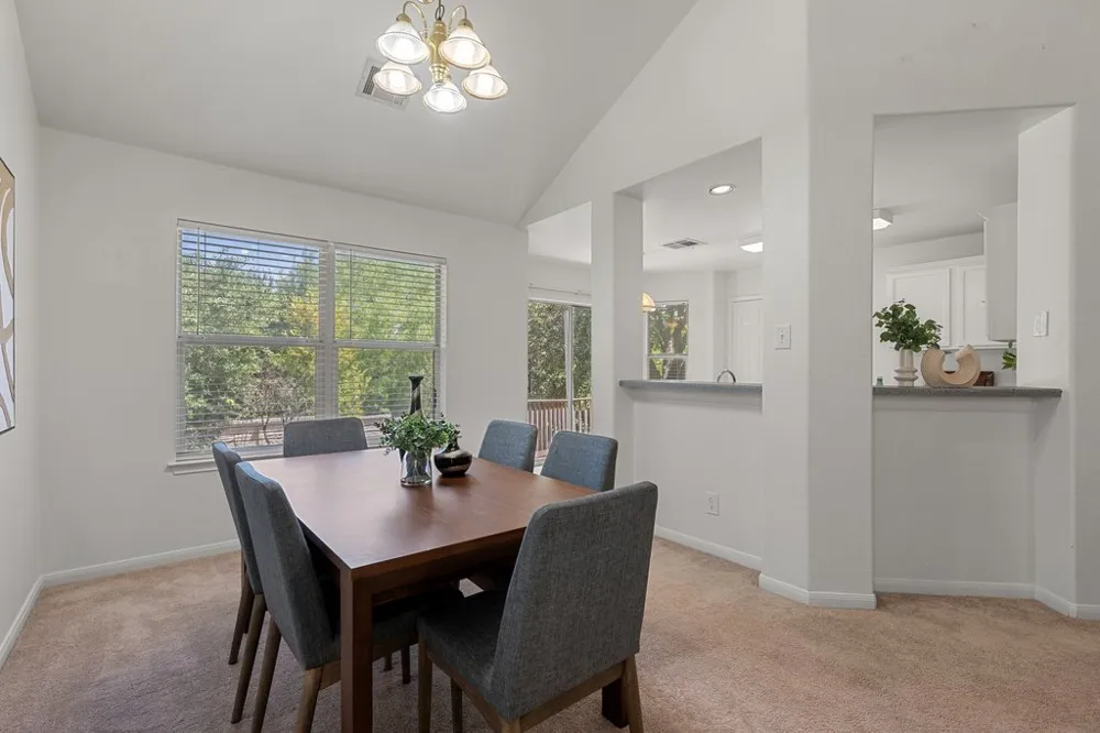 1637 Gaylord Drive Austin, TX 78728
