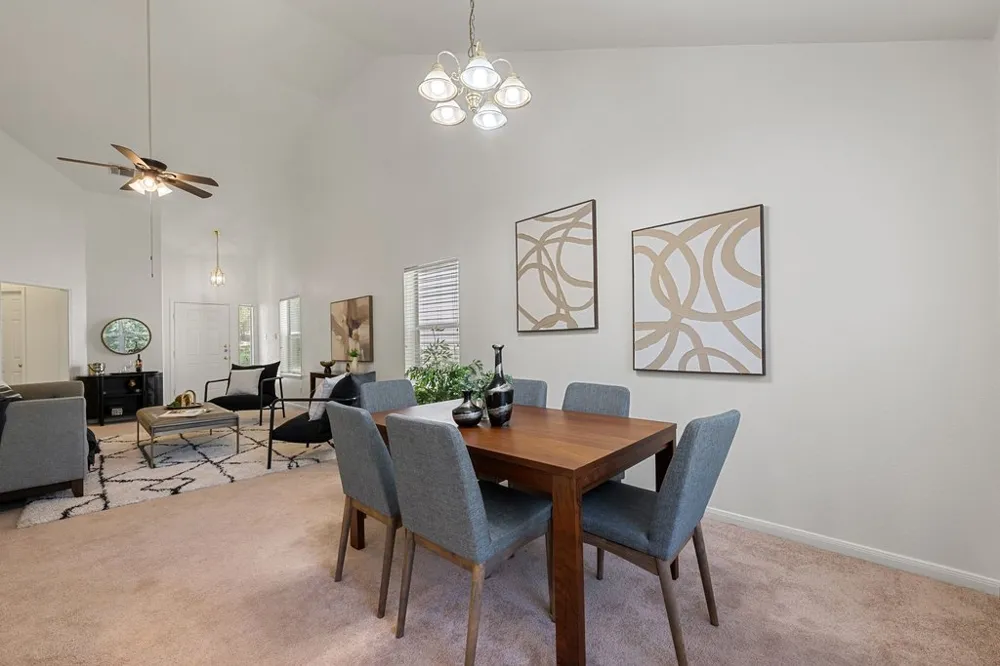 1637 Gaylord Drive Austin, TX 78728