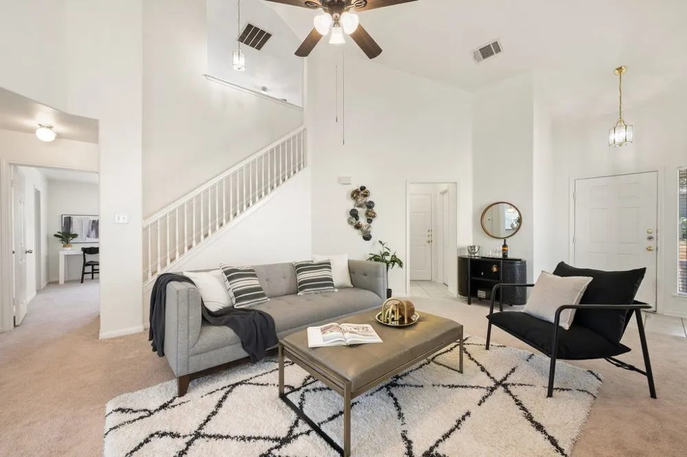 1637 Gaylord Drive Austin, TX 78728