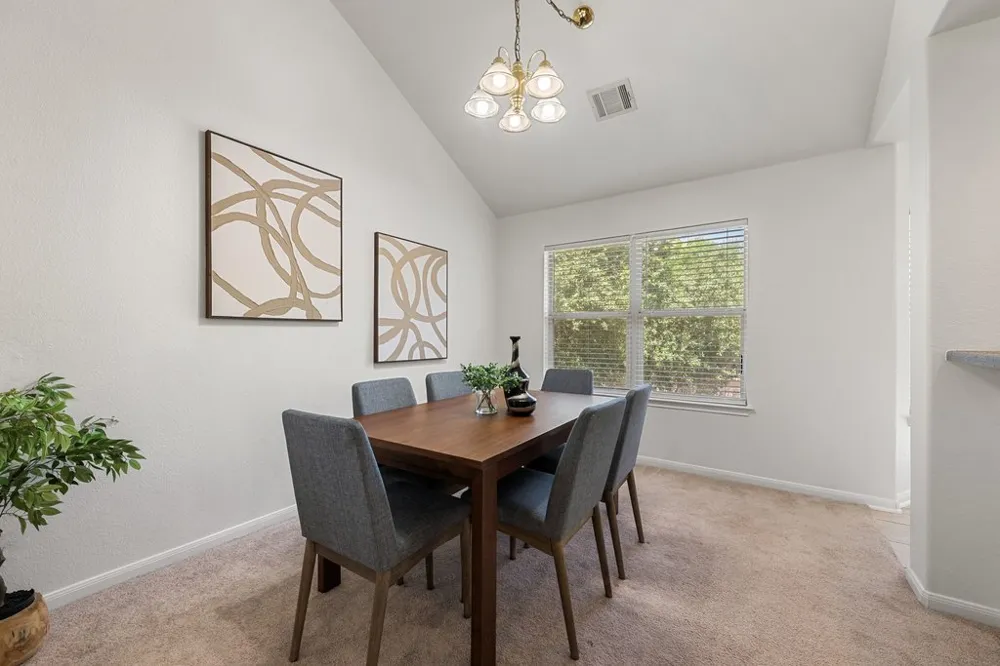 1637 Gaylord Drive Austin, TX 78728