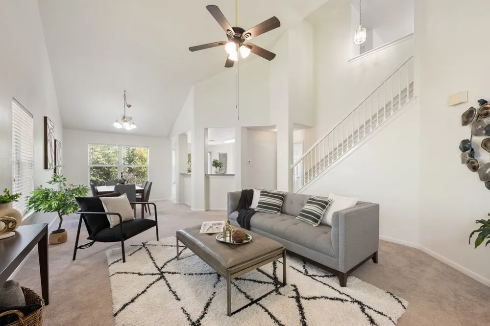 1637 Gaylord Drive Austin, TX 78728