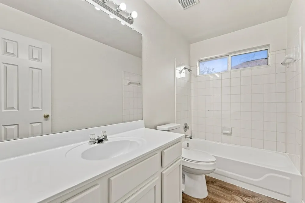 1637 Gaylord Drive Austin, TX 78728