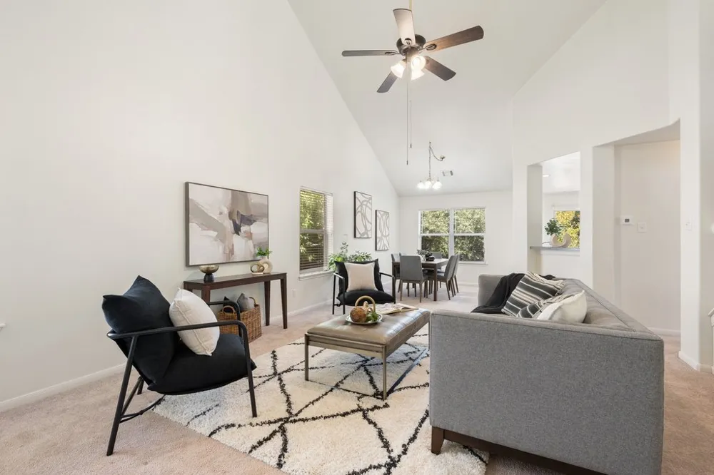 1637 Gaylord Drive Austin, TX 78728
