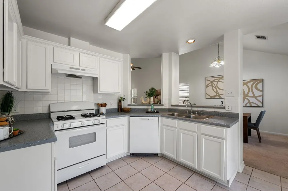 1637 Gaylord Drive Austin, TX 78728