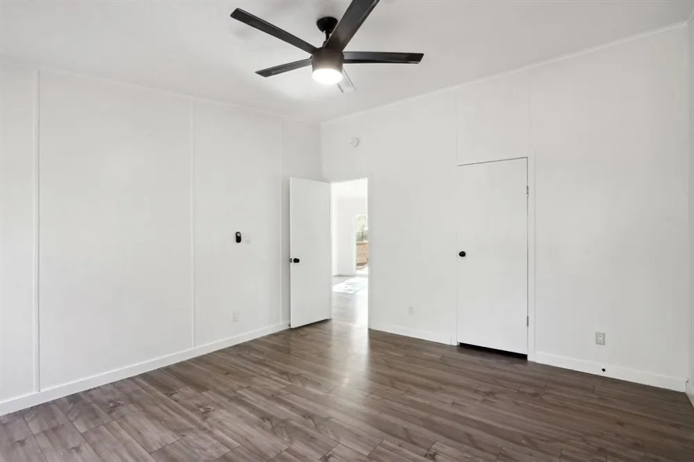 462 Texas Oak Drive Cedar Creek, TX 78612