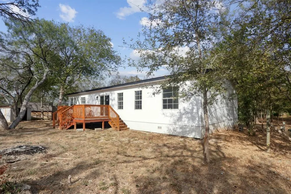 462 Texas Oak Drive Cedar Creek, TX 78612