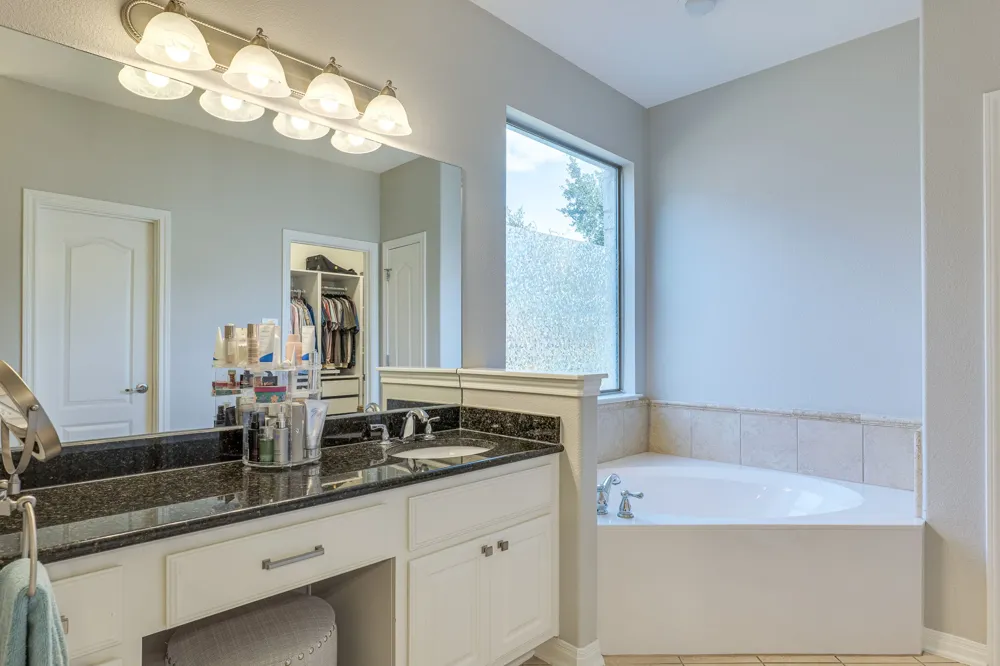 12905 Little Dipper Path Austin, TX 78732