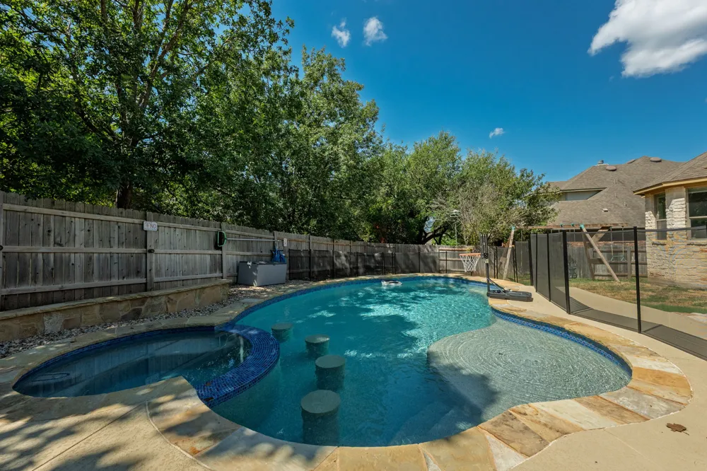 12905 Little Dipper Path Austin, TX 78732