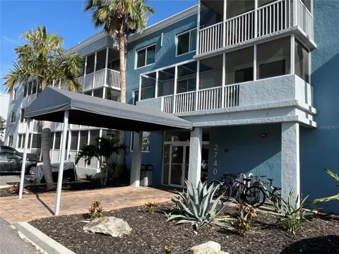 2740 COCONUT BAY LN LANE #3310 (3J)